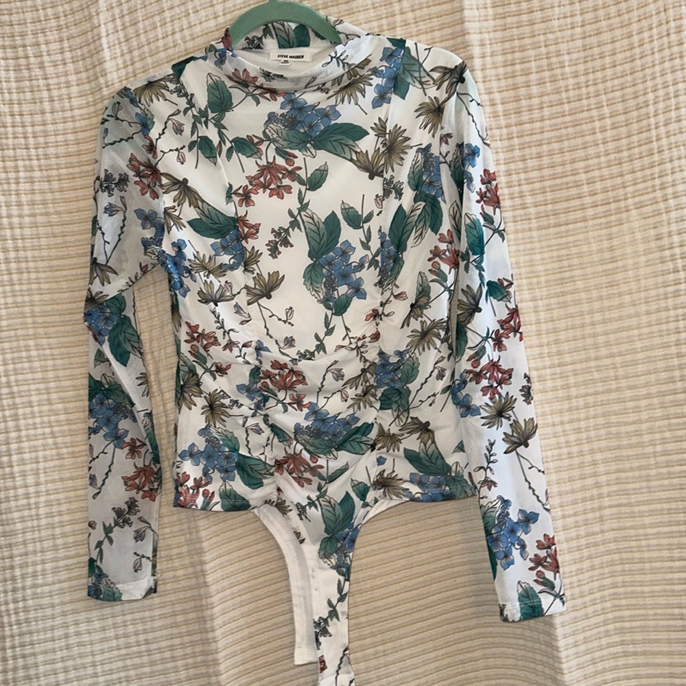 Gorgeous floral bodysuit